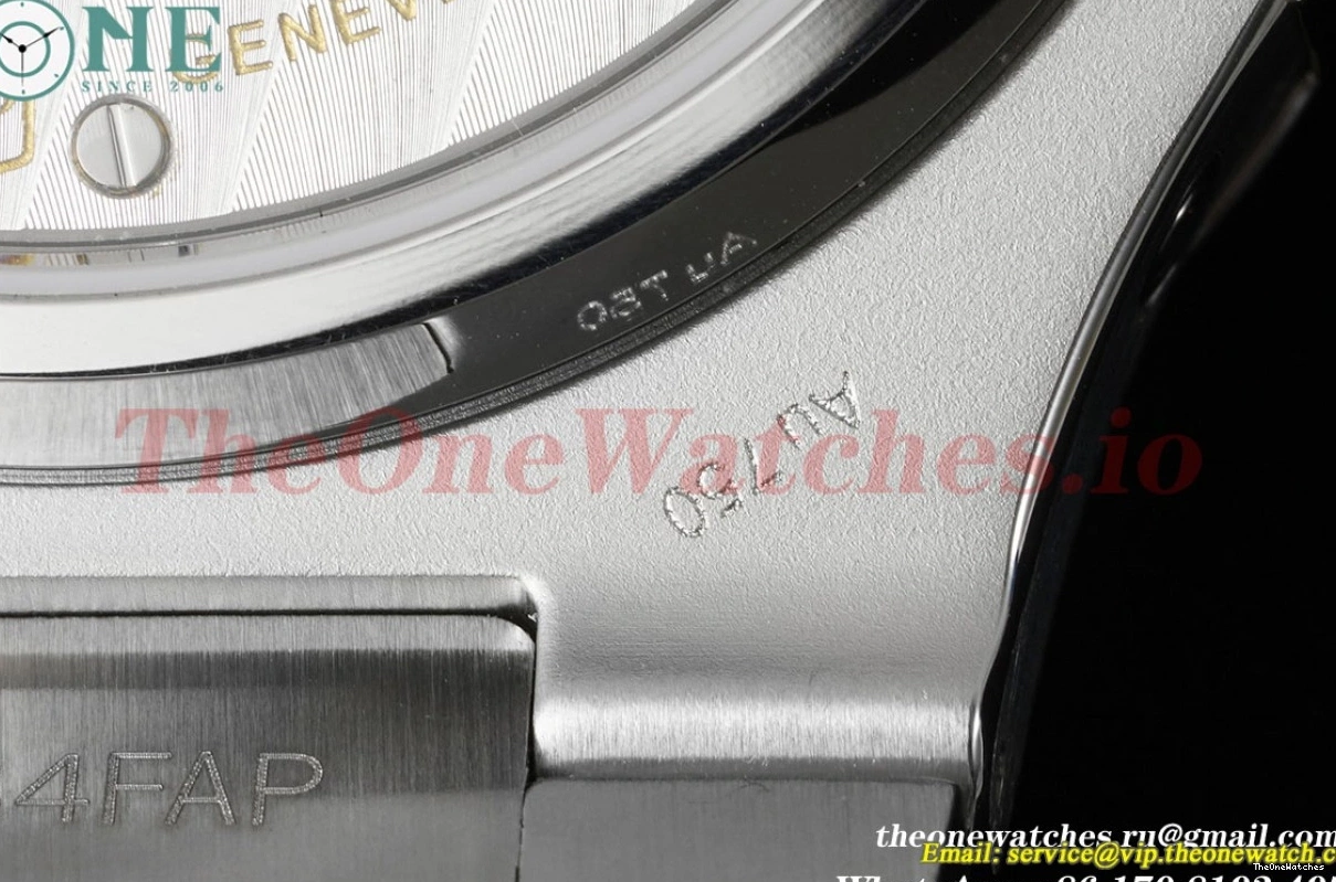 5740 Stk A240 Nautilus 40mm GRF SS diamonds SS White 0119